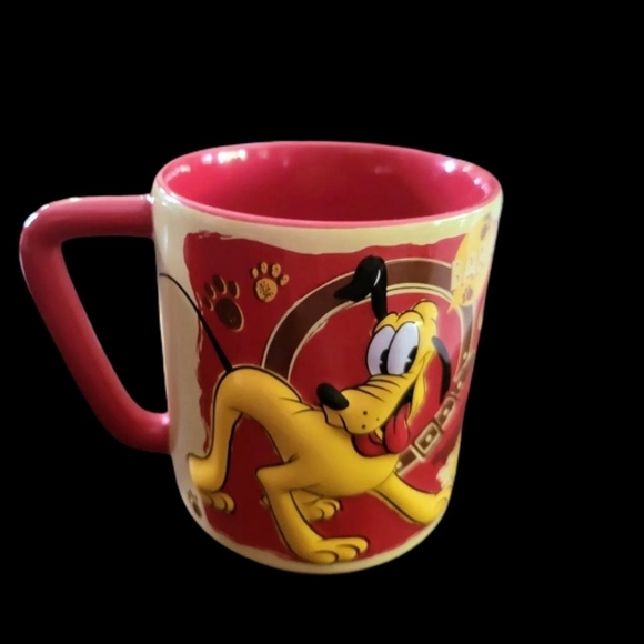Disney’s Pluto red and yellow mug Vintage - Picture 1 of 4